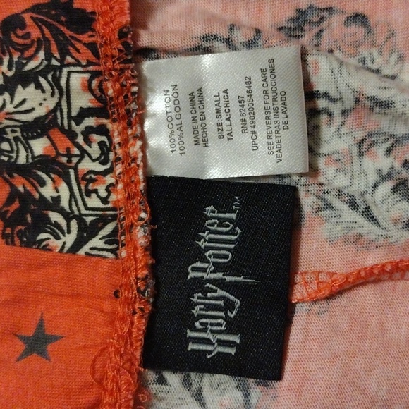 Harry Potter Gryffindor Cotton Shorts - Picture 3 of 4